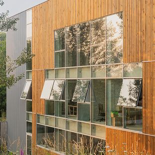 façade du bâtiment de NOBATEK à Anglet, vue de la façade Nord